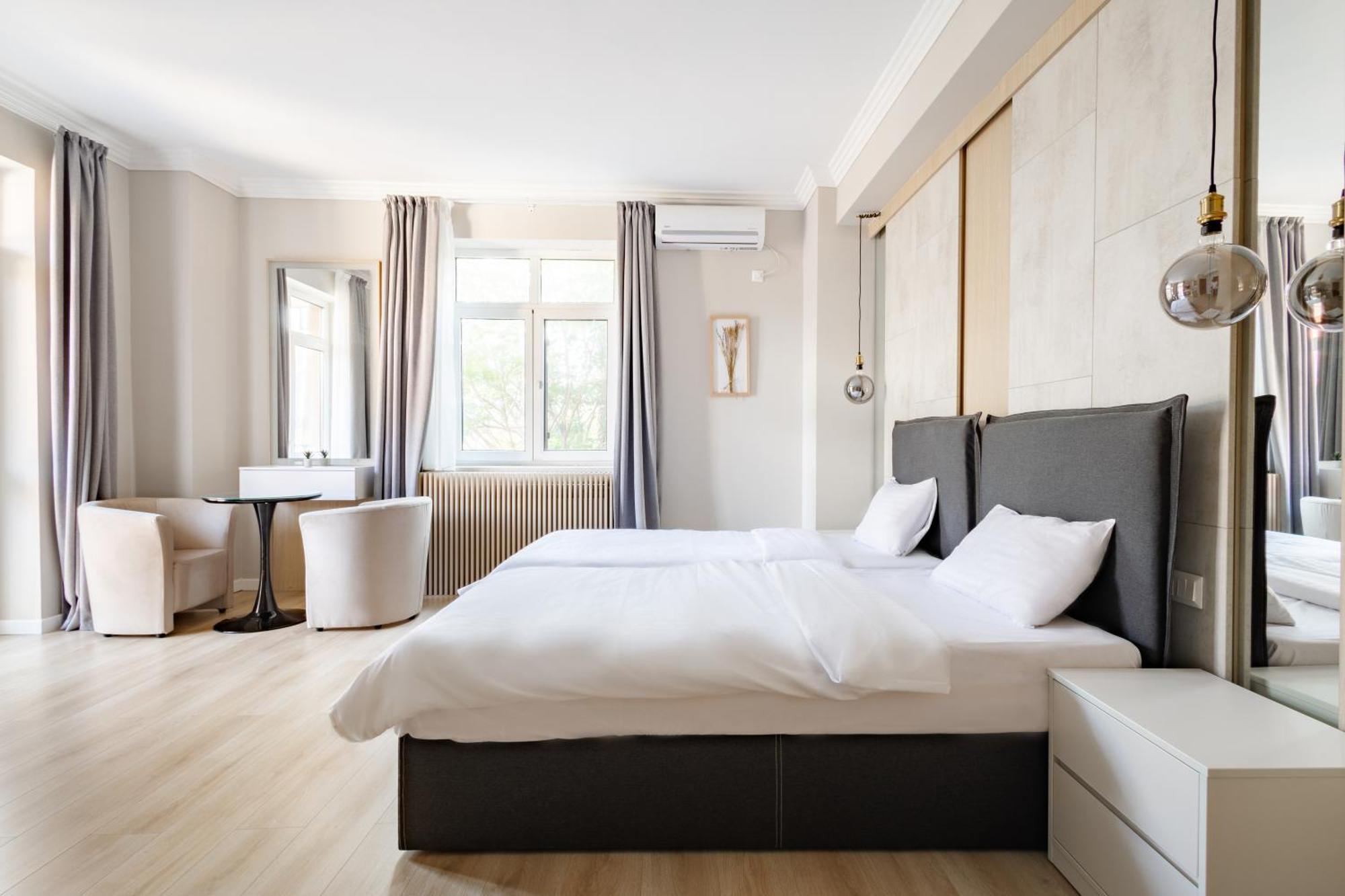 Piccolo Mondo By Citybookings Букурещ Екстериор снимка