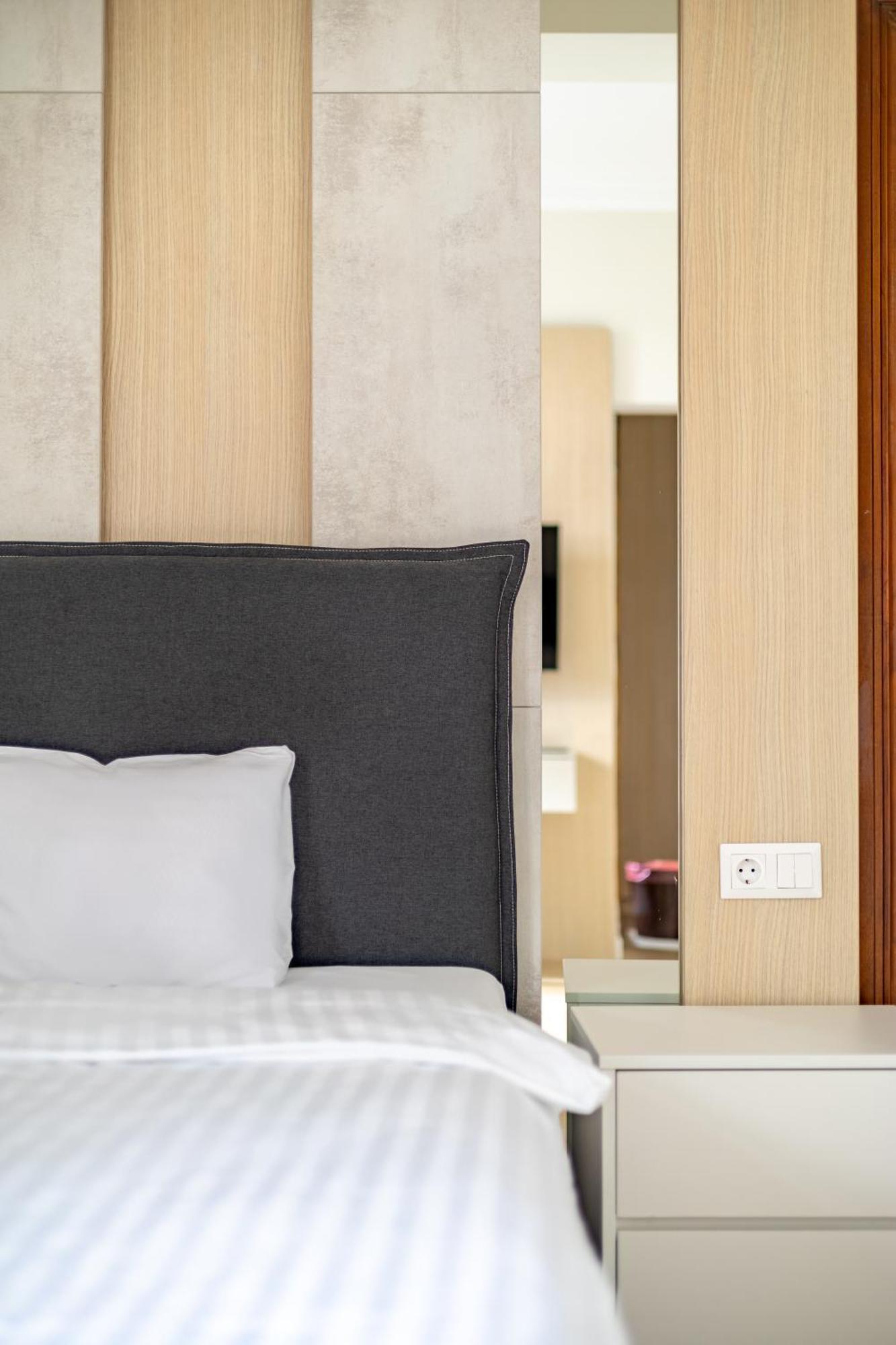 Piccolo Mondo By Citybookings Букурещ Екстериор снимка