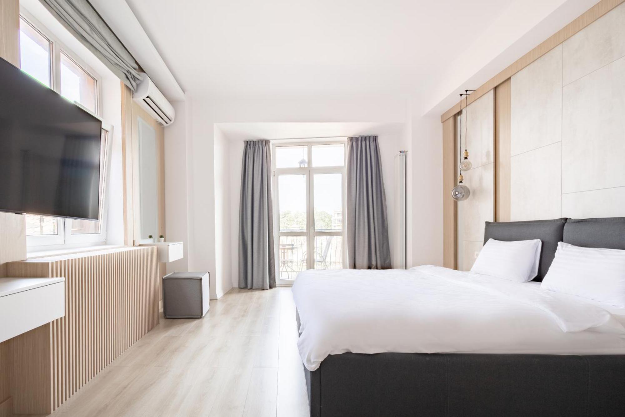 Piccolo Mondo By Citybookings Букурещ Екстериор снимка